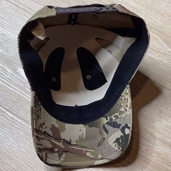 Under Armour Camouflage Brown Tan Adult Snapback Hat PreOwned - Picture 4 of 4